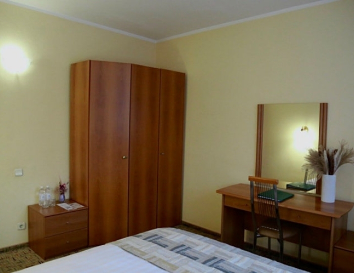 Полулюкс 2-комн. "Урал" - Оздоровительный комплекс «Десна»