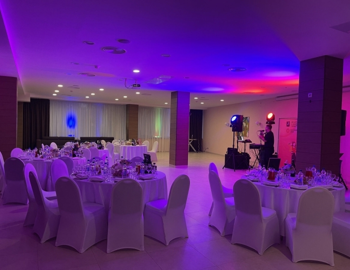 Зал "Нева" - Оздоровительный комплекс «Десна»